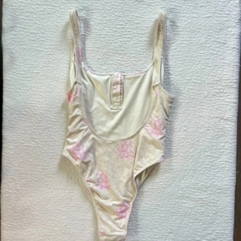 Frankies x Pamela Anderson One piece swim